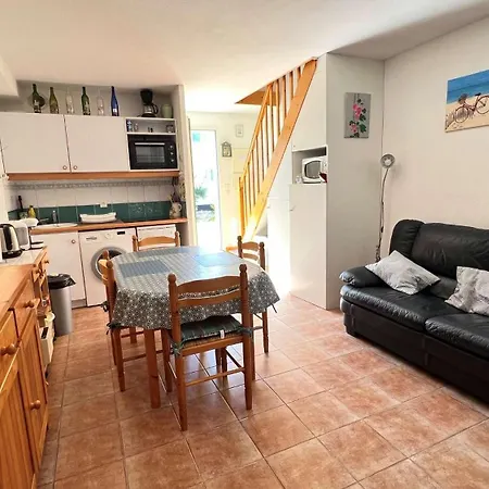 别墅 Situe Dans Avec Piscine, A Proximite De La 阿尔桑雷